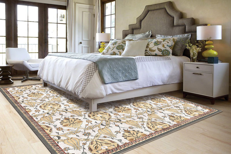 Светлый ковер из хит-сета в спальне